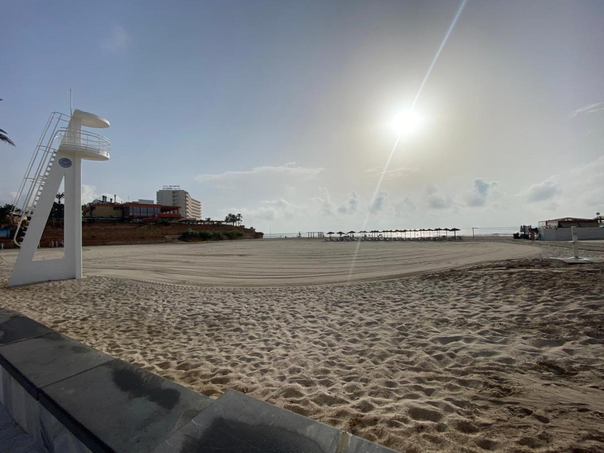 Orihuela Costa 3 Bdr Condo On La Zenia Beach With Patio Eksteriør bilde