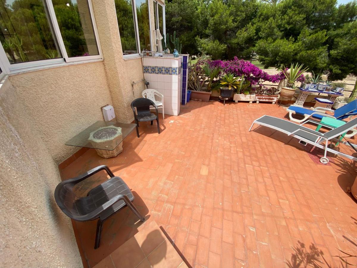 Orihuela Costa 3 Bdr Condo On La Zenia Beach With Patio Eksteriør bilde